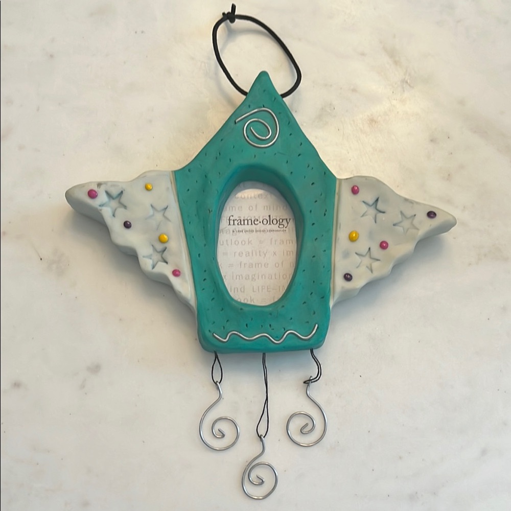 Frameology “Winged House” Artistic Wall Frame